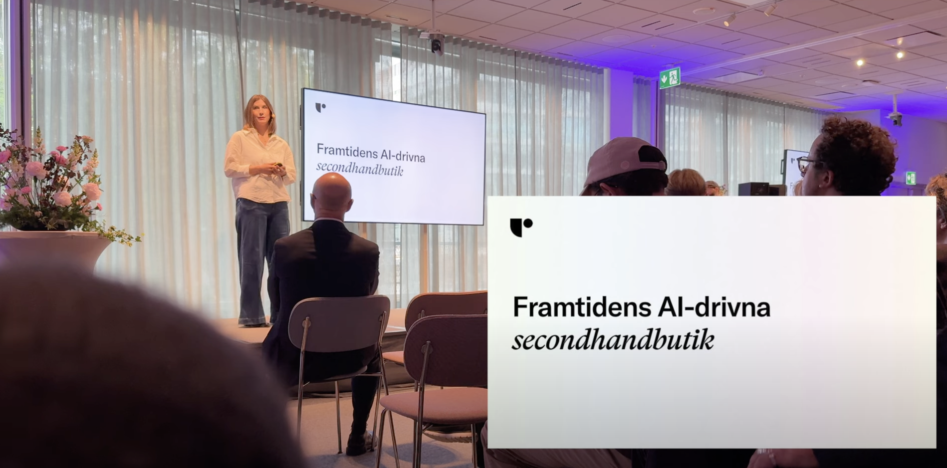 A speaker presents to a seated audience beside a screen reading "Framtidens AI-drivna secondhandbutik".
